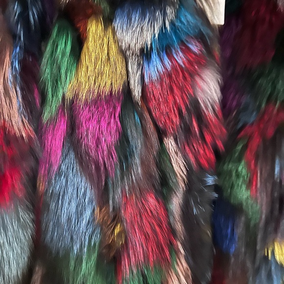 Never worn! Dyed Silver Fox Jacket - Picture 5 of 7